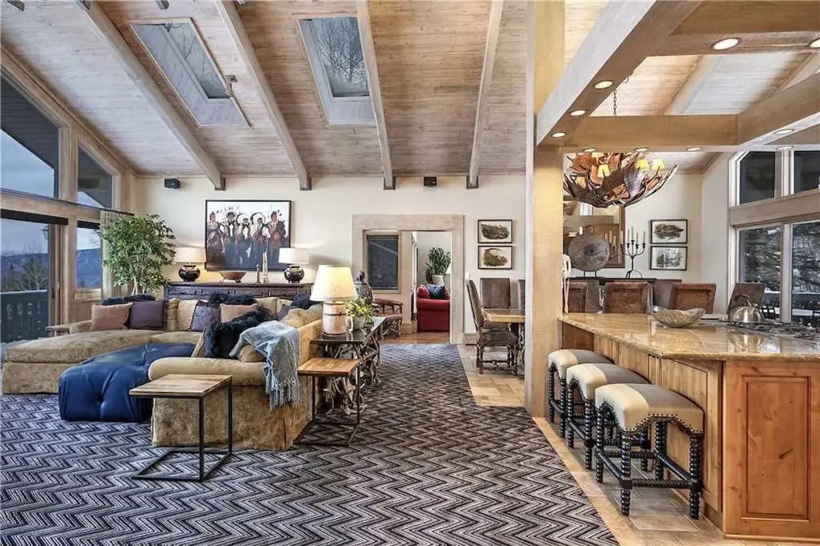 Remington Retreat - 6 Bedrooms Home