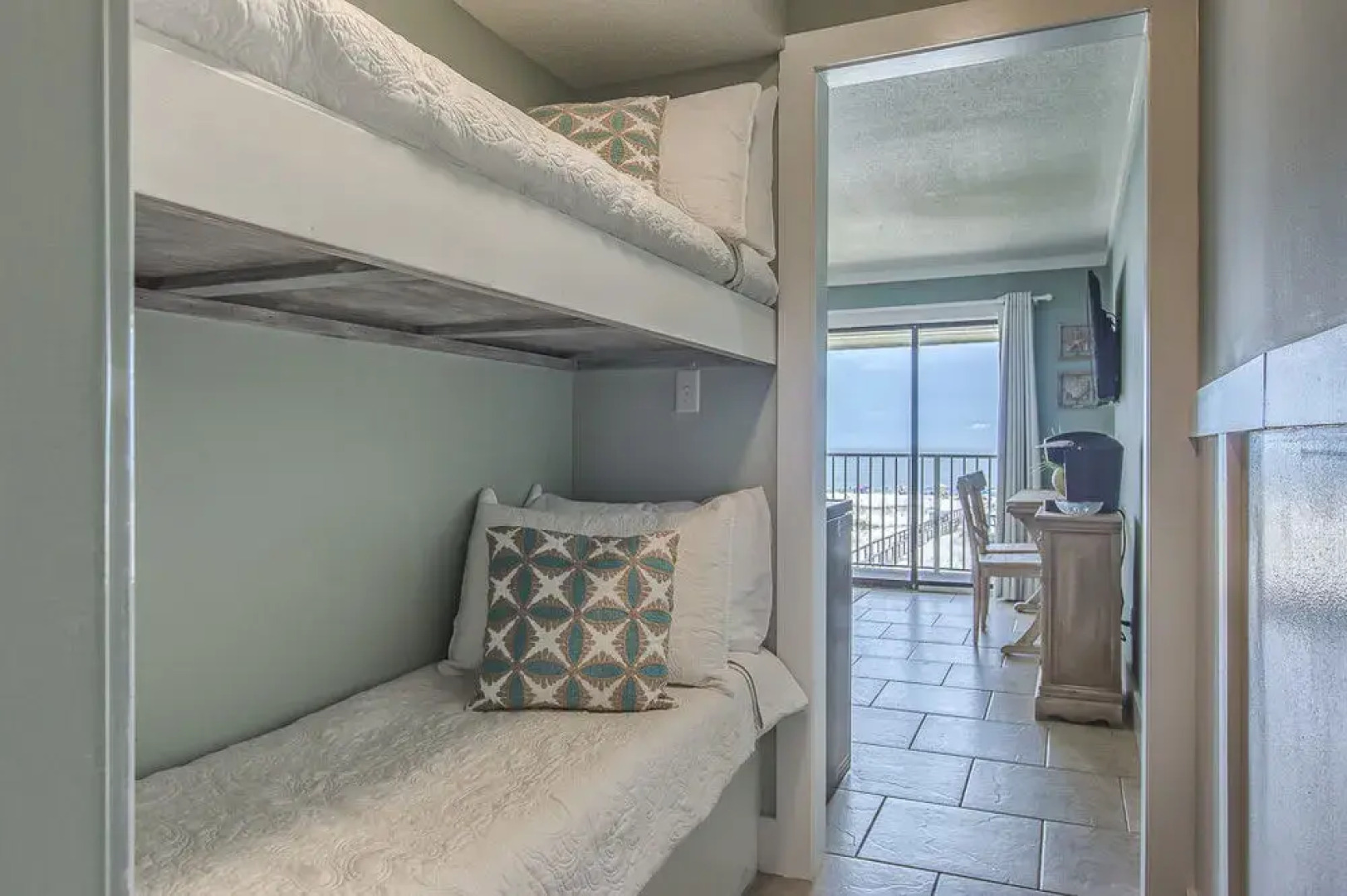 Gulf Front Condo with Private Balcony by RedAwning