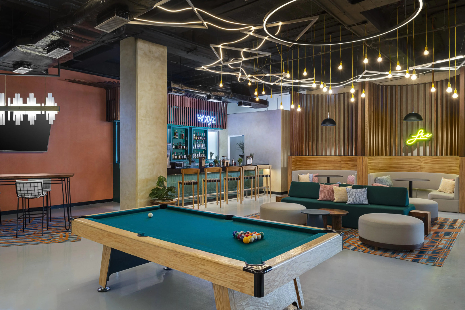 Отель Aloft Cancun