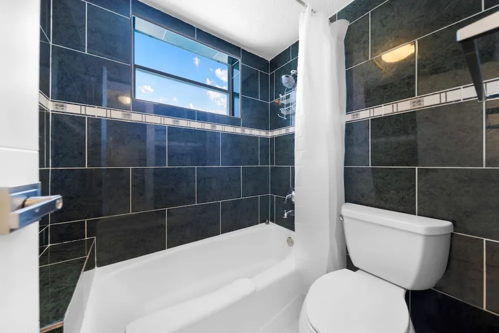 Waterfront One-Bedroom Apt