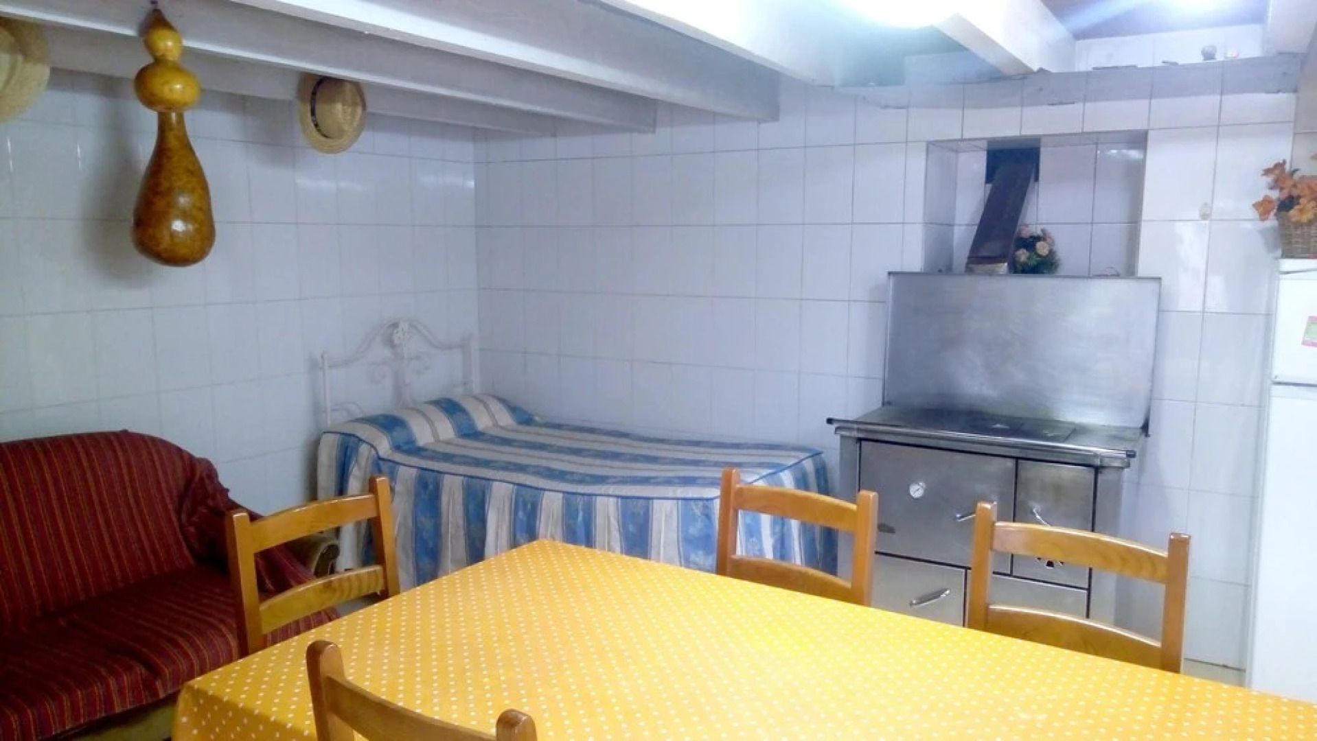 House With one Bedroom in Santa Maria de Feira, With Wonderful Mountai