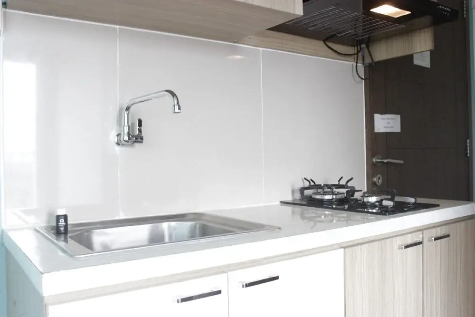 Comforting 1BR Apartment at Easton Park Residence Jatinangor Near IPDN