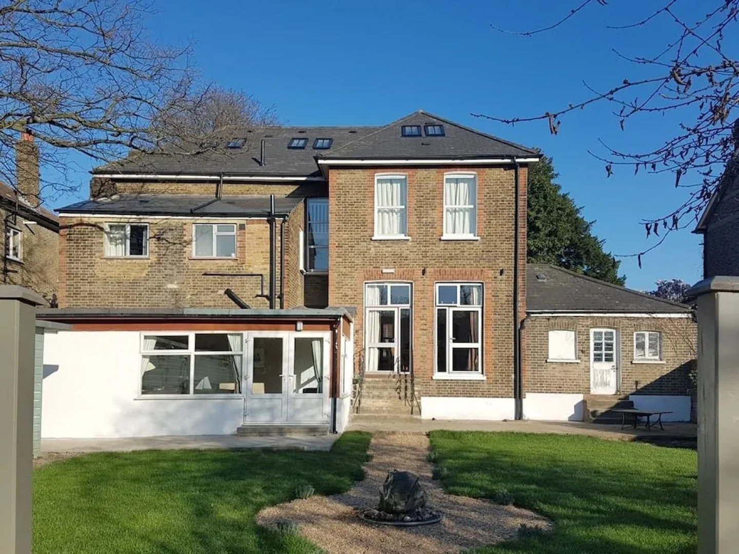 Glenthurston Apartments