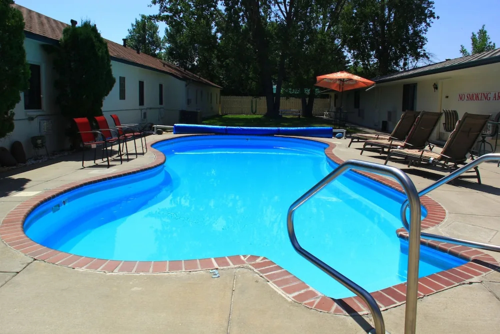 Sunrise Motor Inn