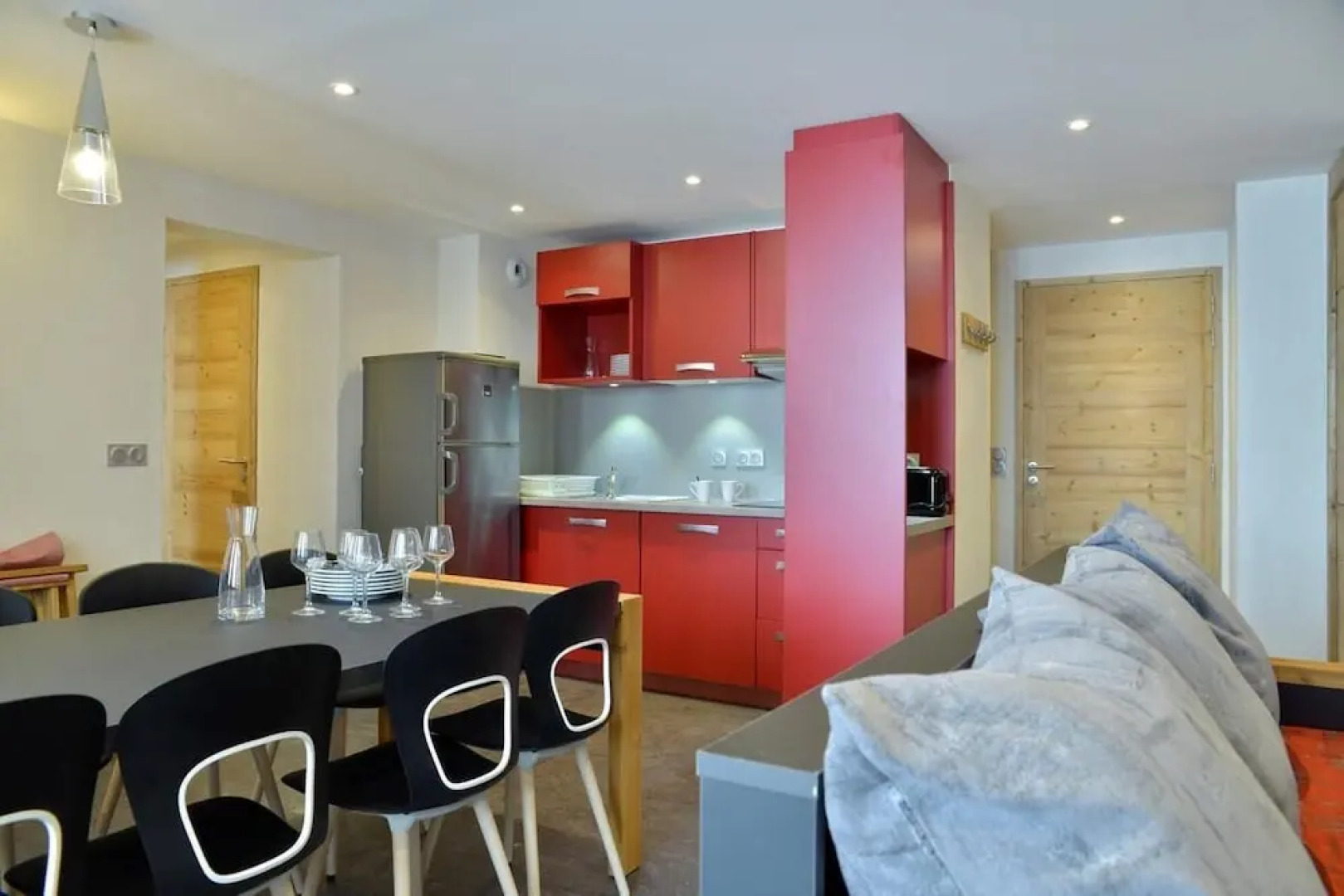 Residence LES Coches 4 Rooms in a Family Resort at the Bottom of the Slopes Bac523