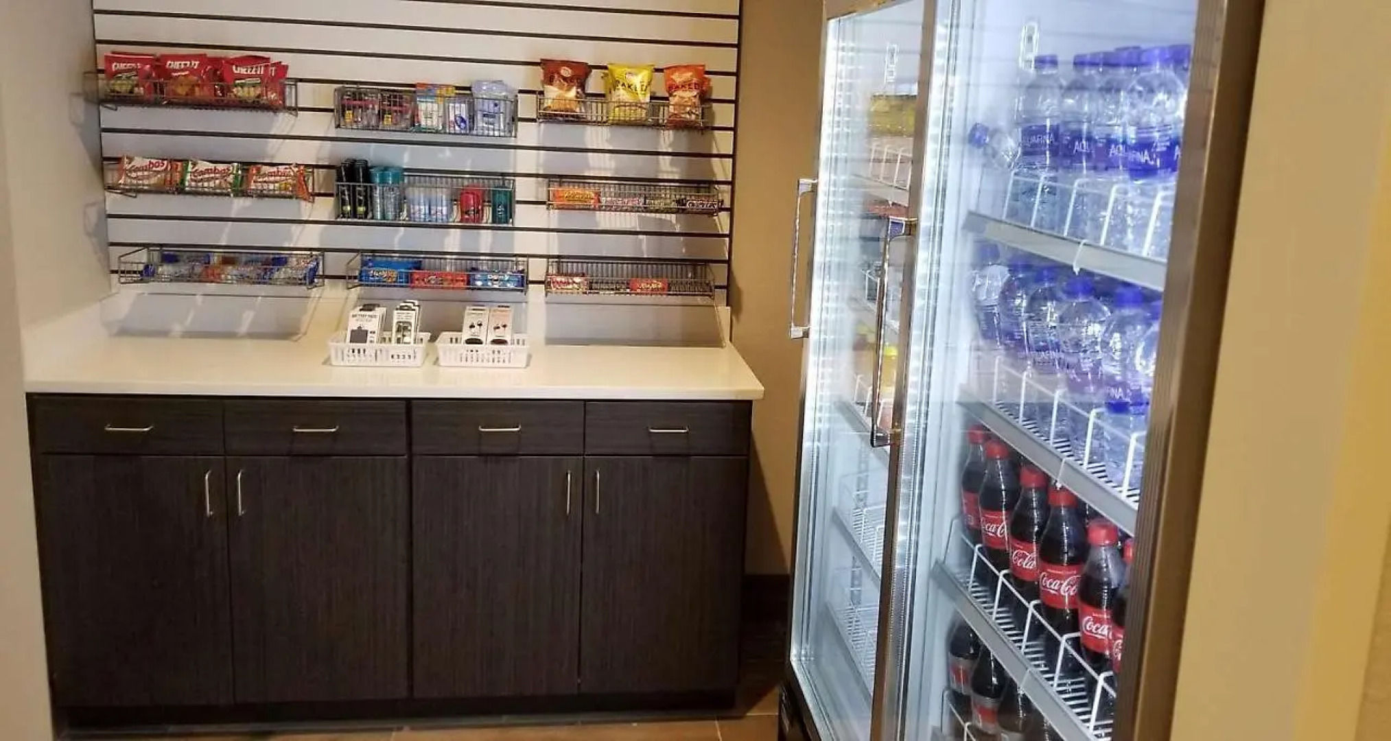 B/W Plus Elizabethtown Inn & Suites