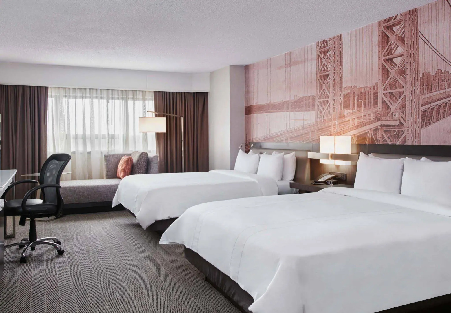 Teaneck Marriott at Glenpointe