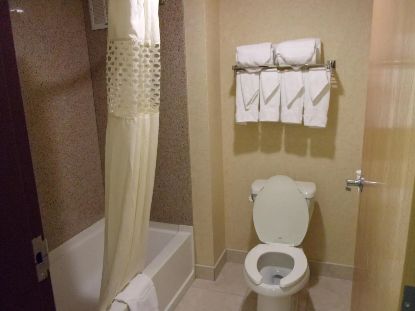 Hampton Inn & Suites Bolingbrook