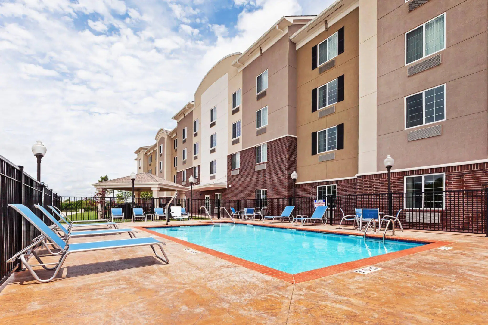 Candlewood Suites Midwest City by IHG
