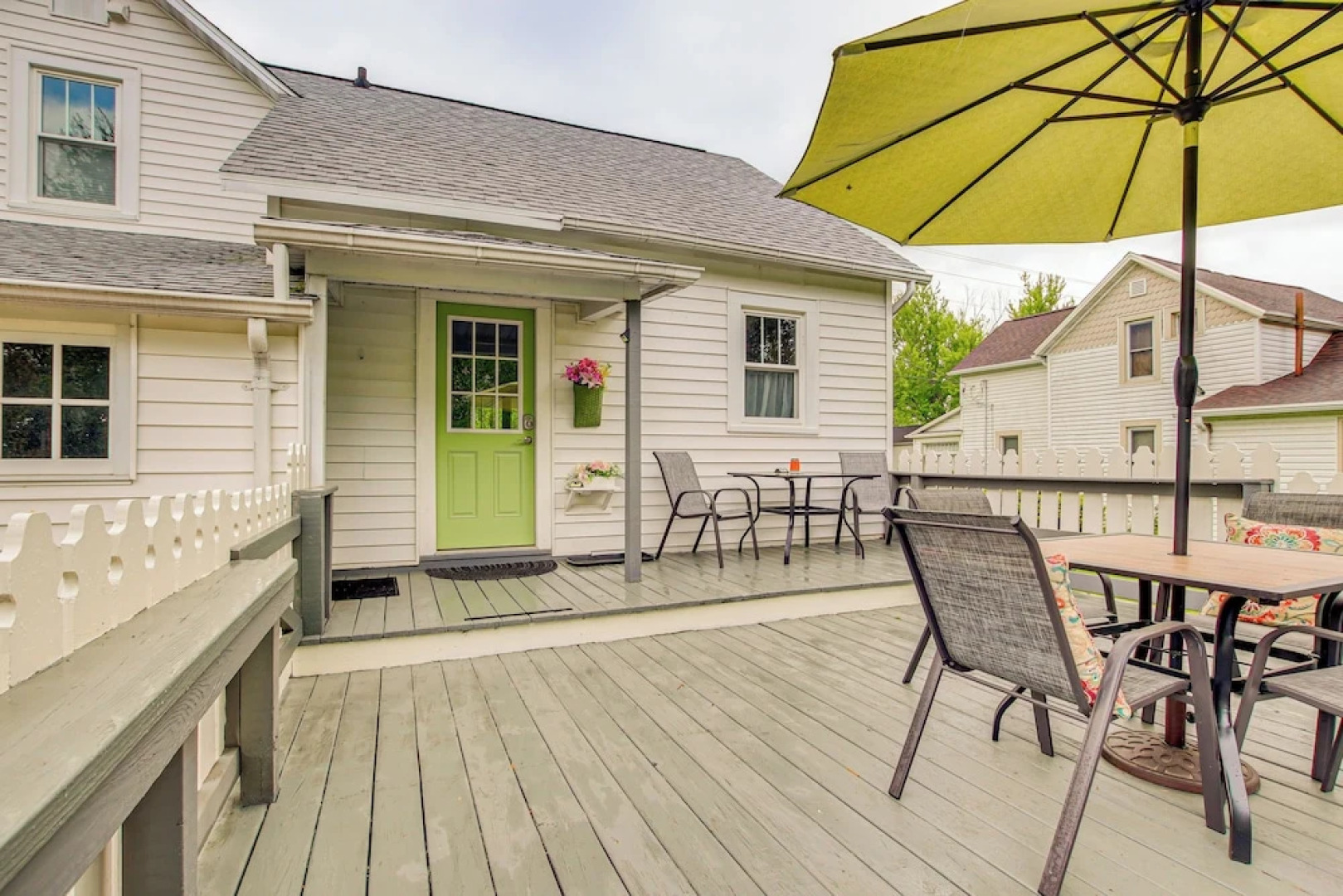 Lavish House w/ Patio - 2 Blocks to Green Lake!