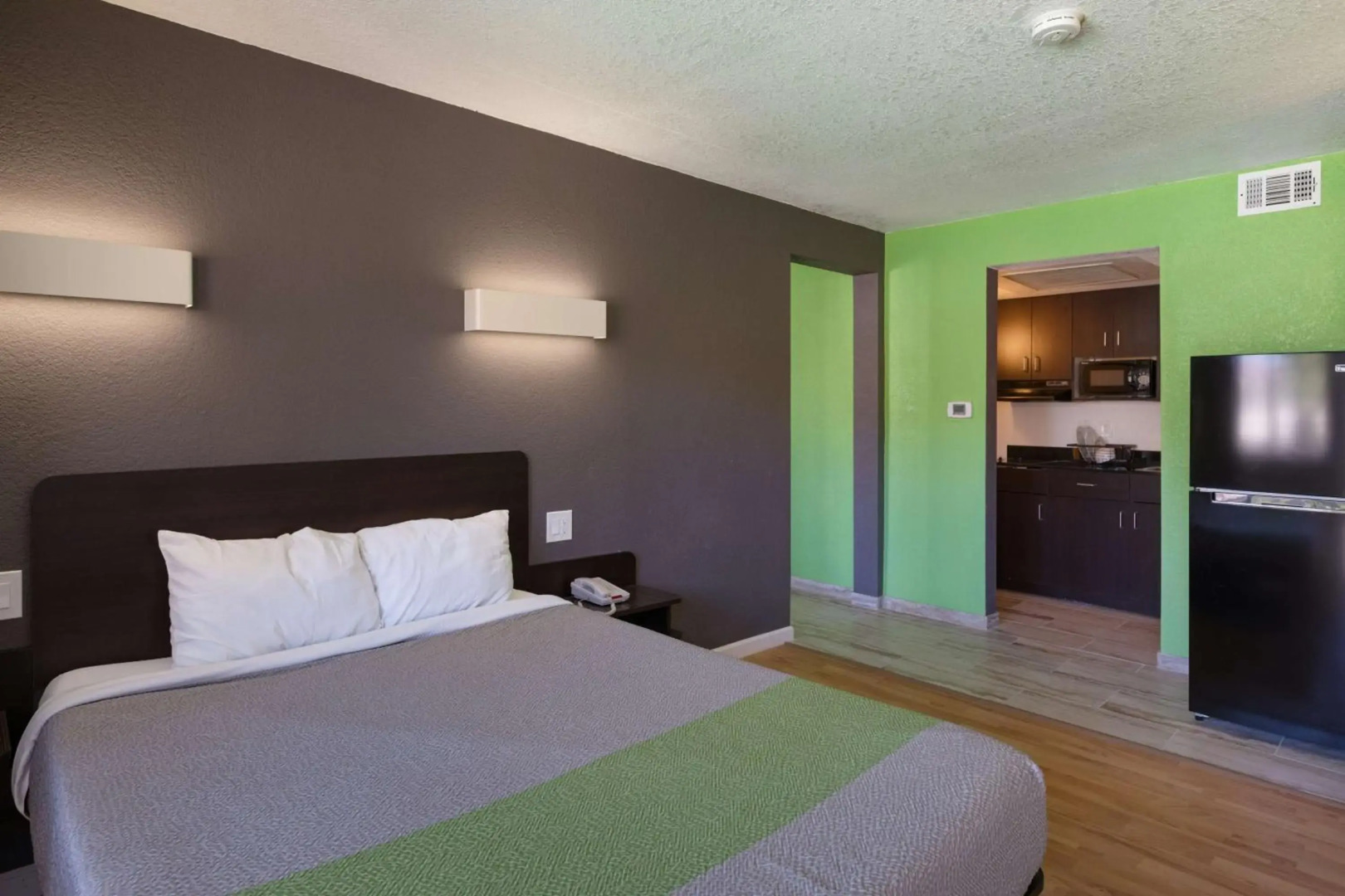 Studio 6 Barstow, CA