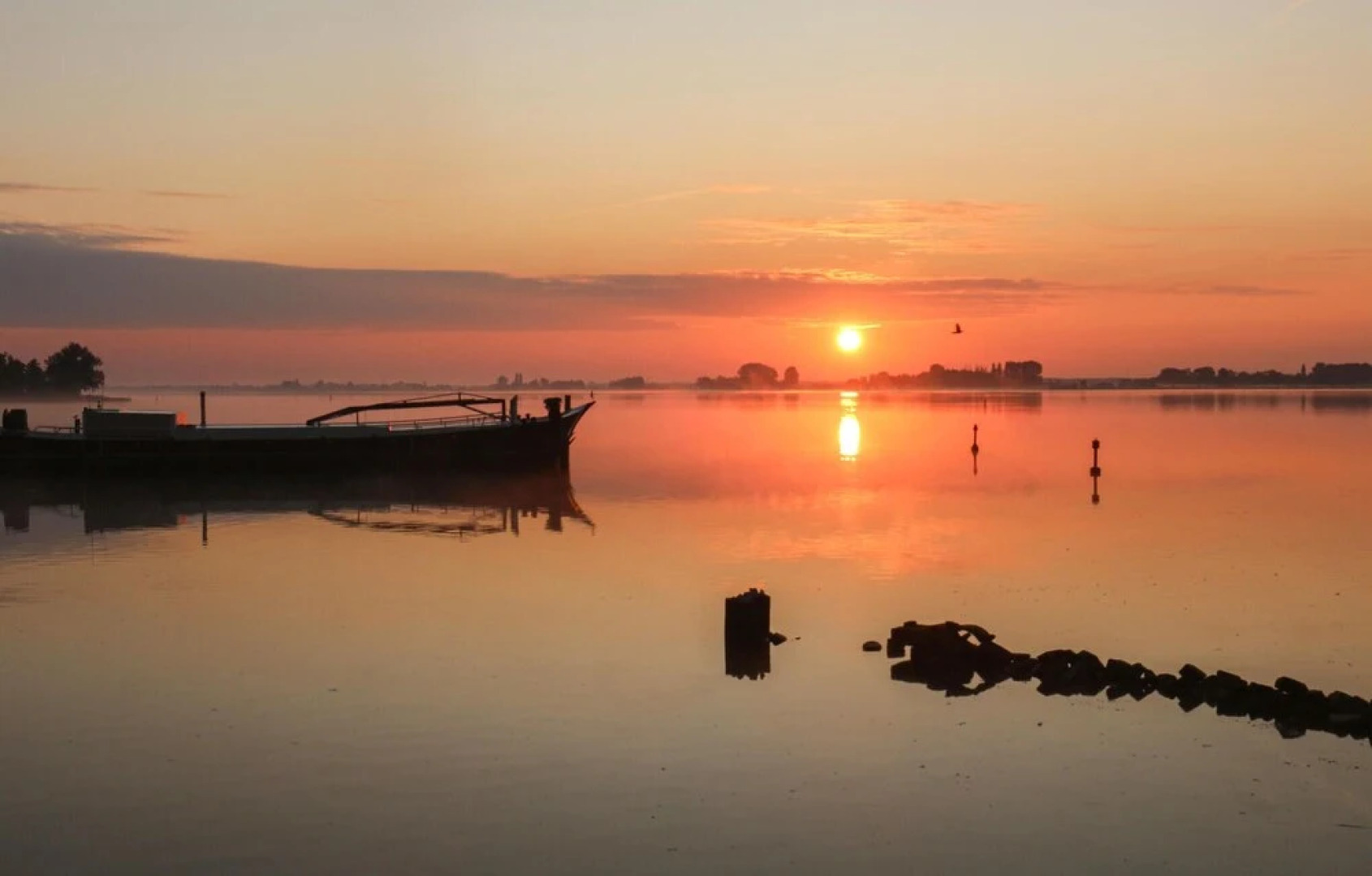 Nice Ship/boat in Biddinghuizen With 2 Bedrooms and Wifi