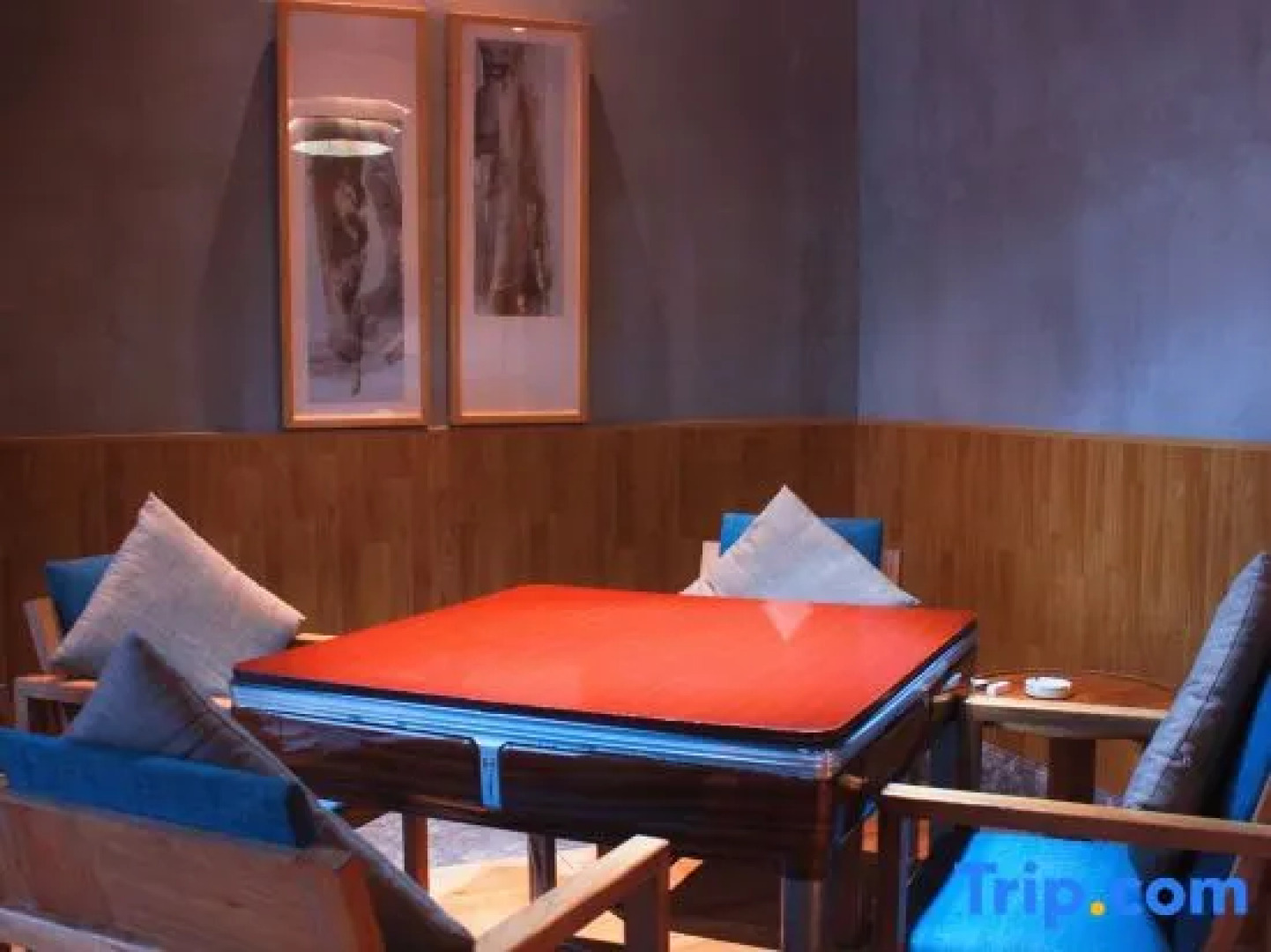 Zixuan Holiday Hotel