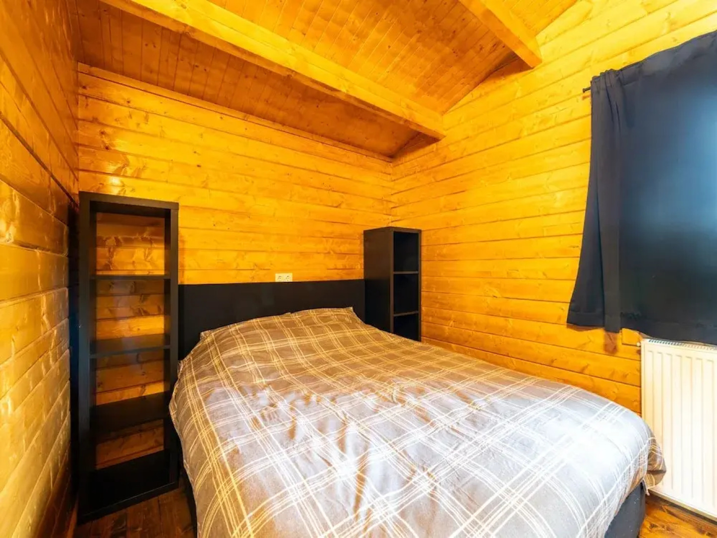 Chalet in Brabant Near Nature Reserves