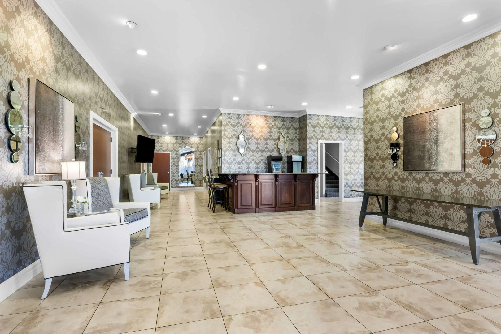 Best Western Plus Abbey Inn