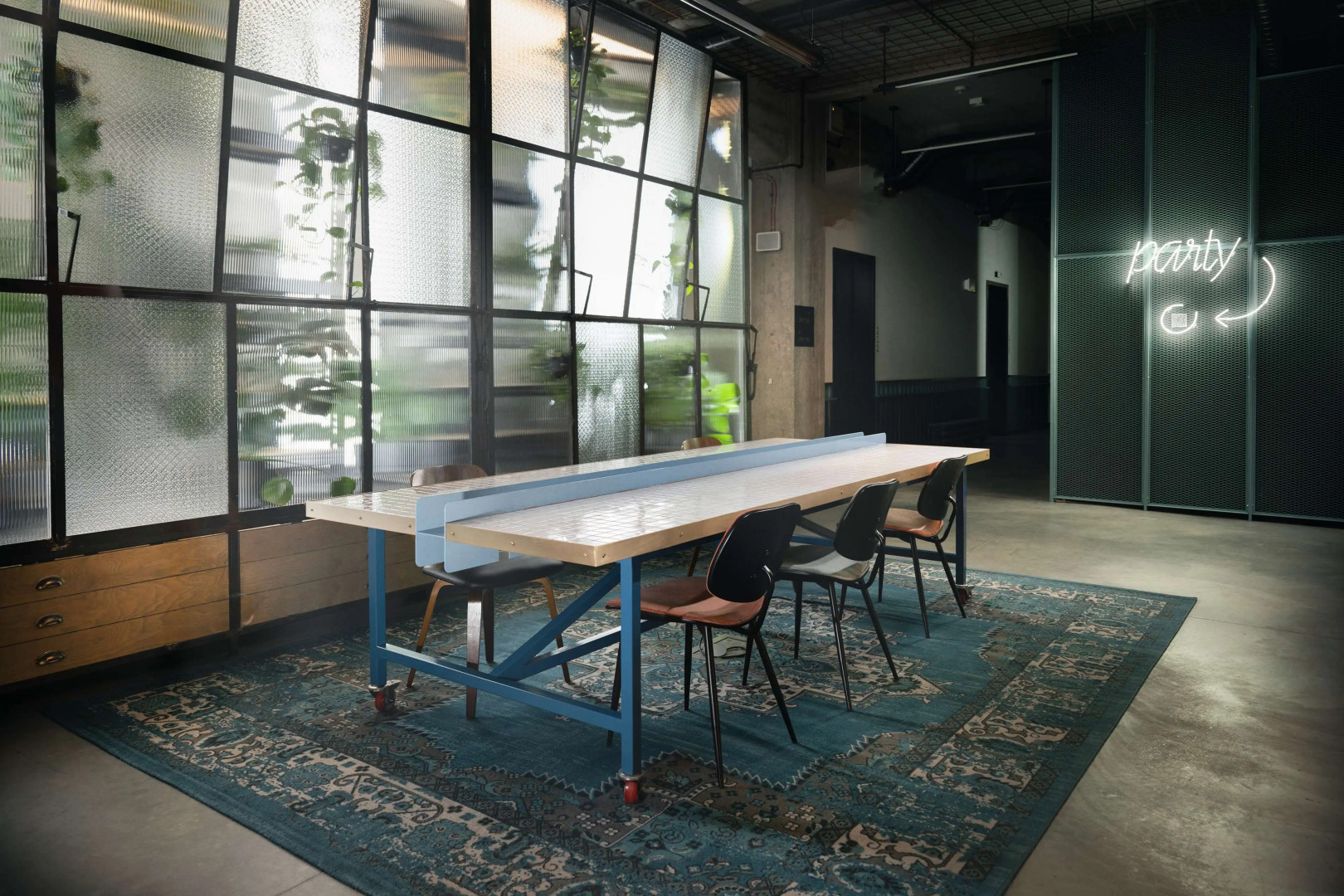 MONTOWNIA Lofts & Experience