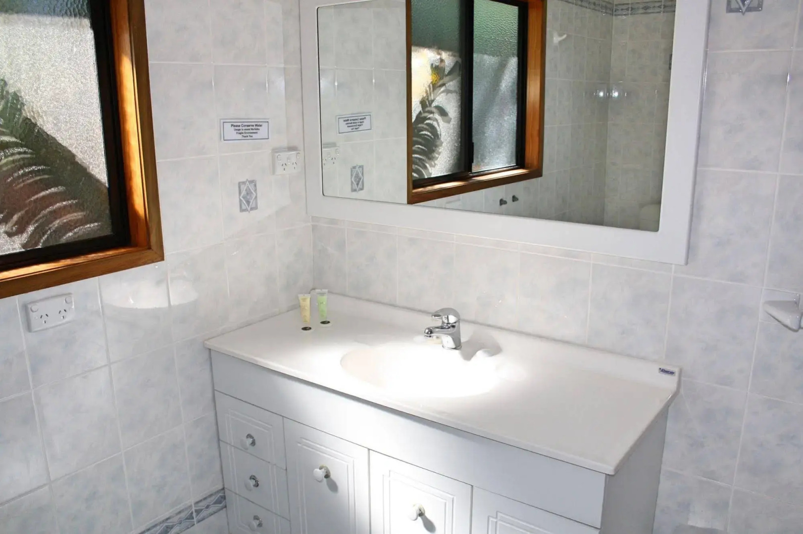 Dii Elduu House & Cottage