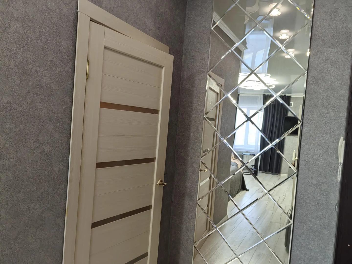 Апартаменты на улице Декабристов