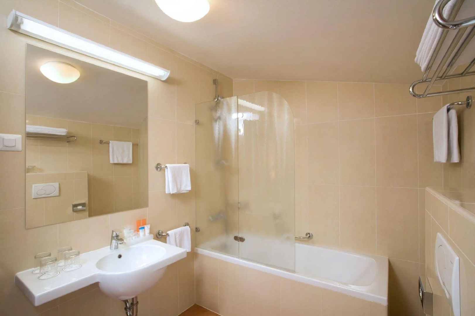 Отель Valamar Tamaris Villas