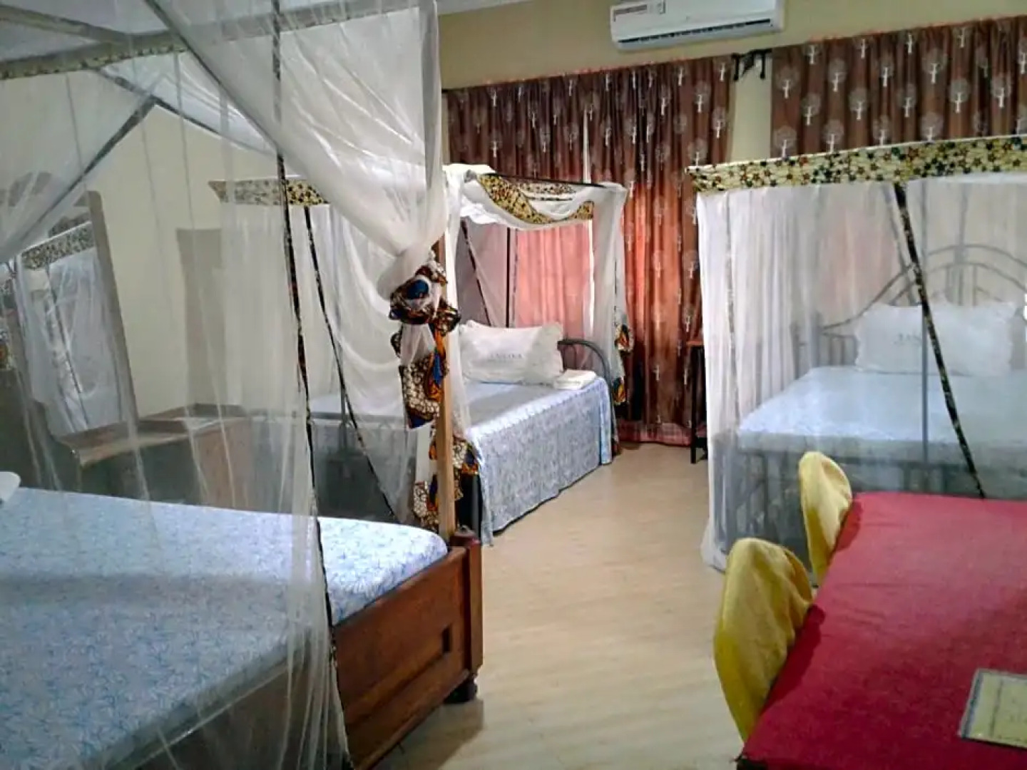 Fanaka Safaris Campsite & Lodges