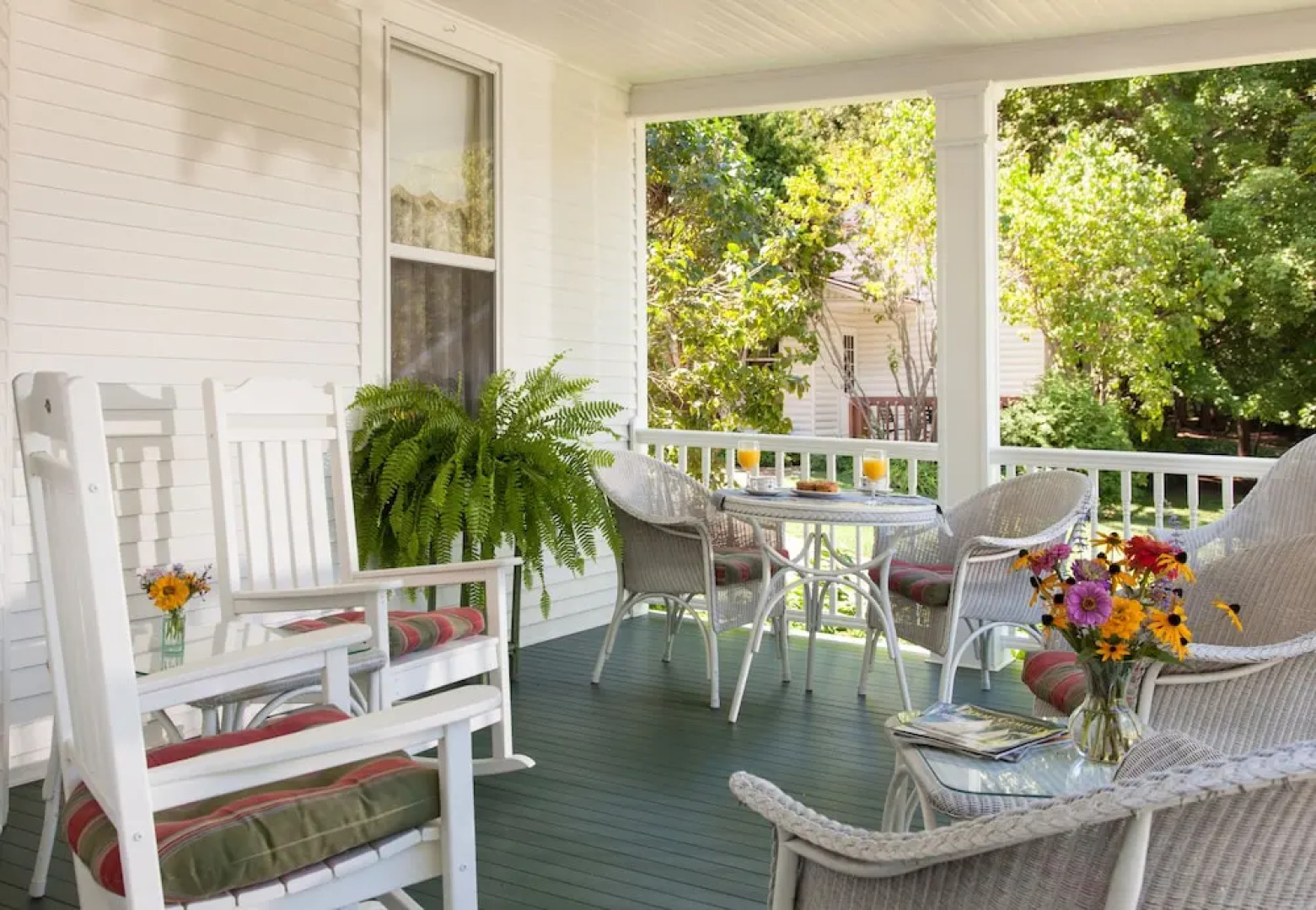 Thorp House Inn & Cottages