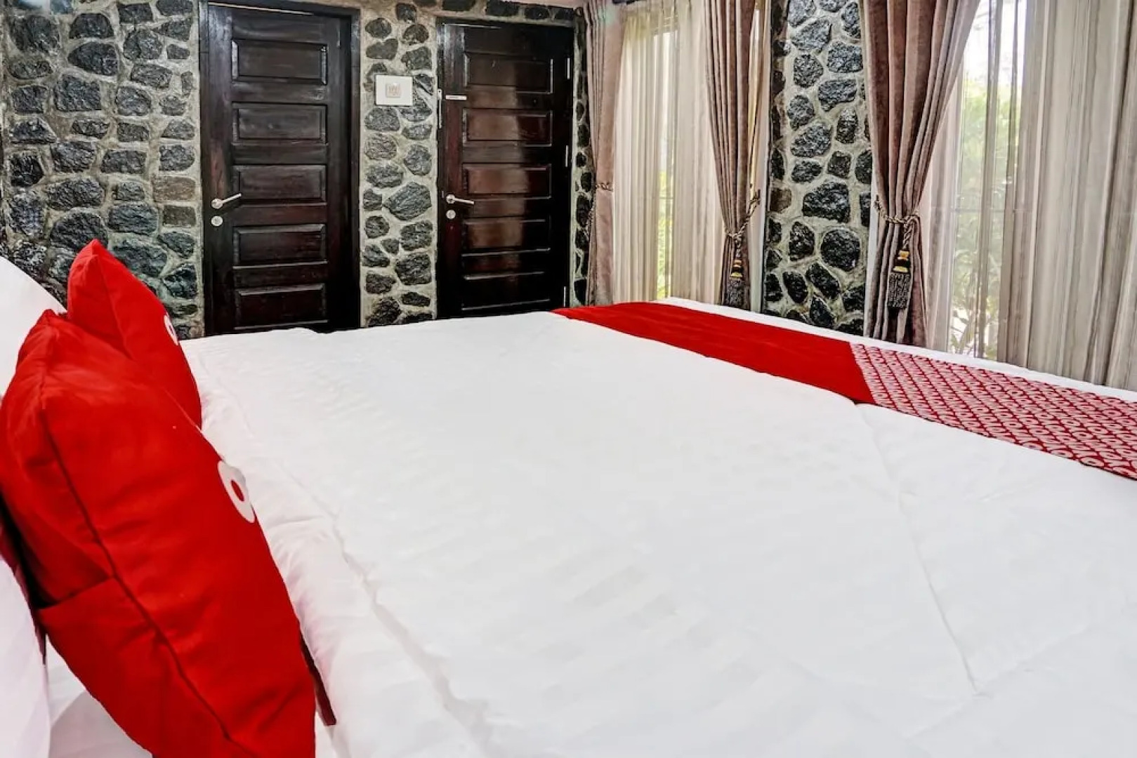 Hotel O Juanda Homestay Syariah