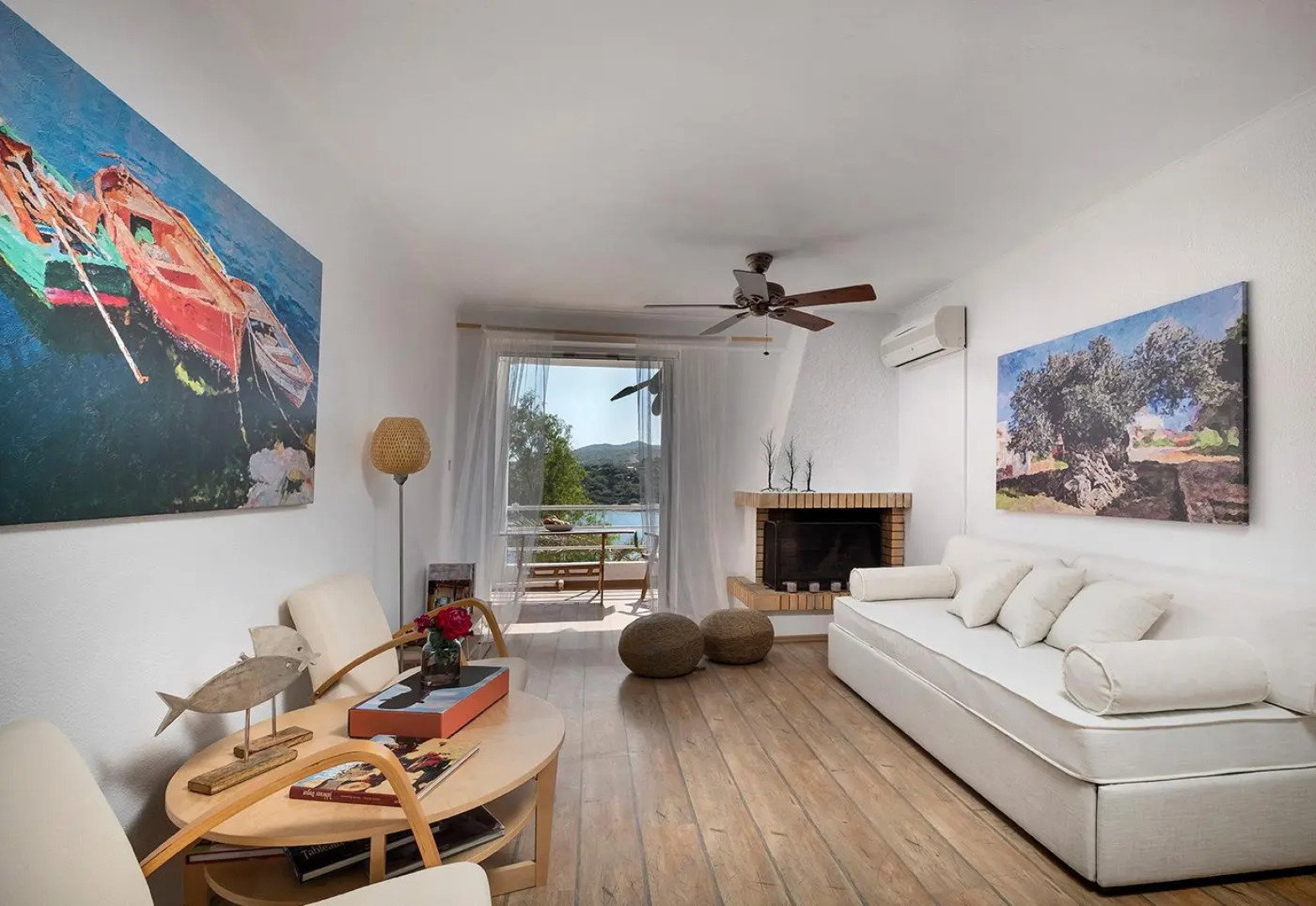 Artemis Beach Apartment