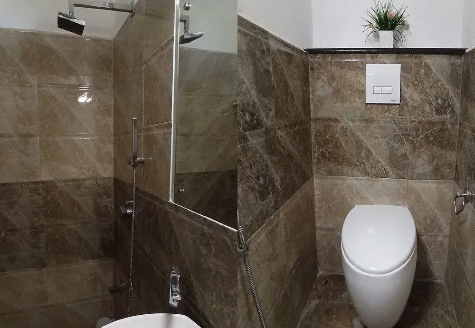 OYO 8229 Marine Drive