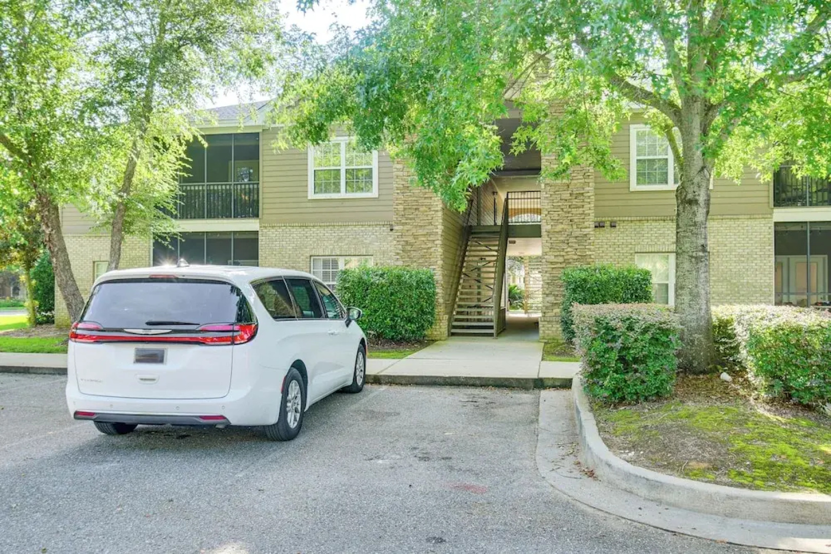 Snowbirds Welcome: Foley Condo w/ Pool Access