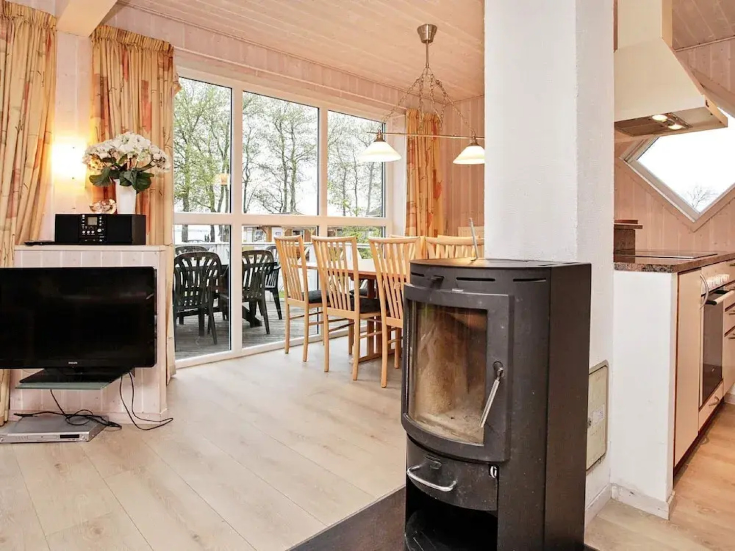 8 Person Holiday Home in Gelting