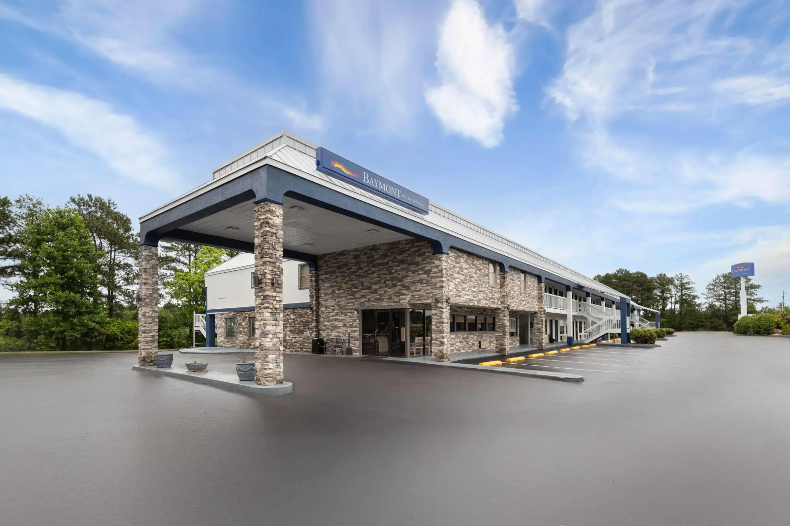 Baymont by Wyndham Richburg/Chester Area