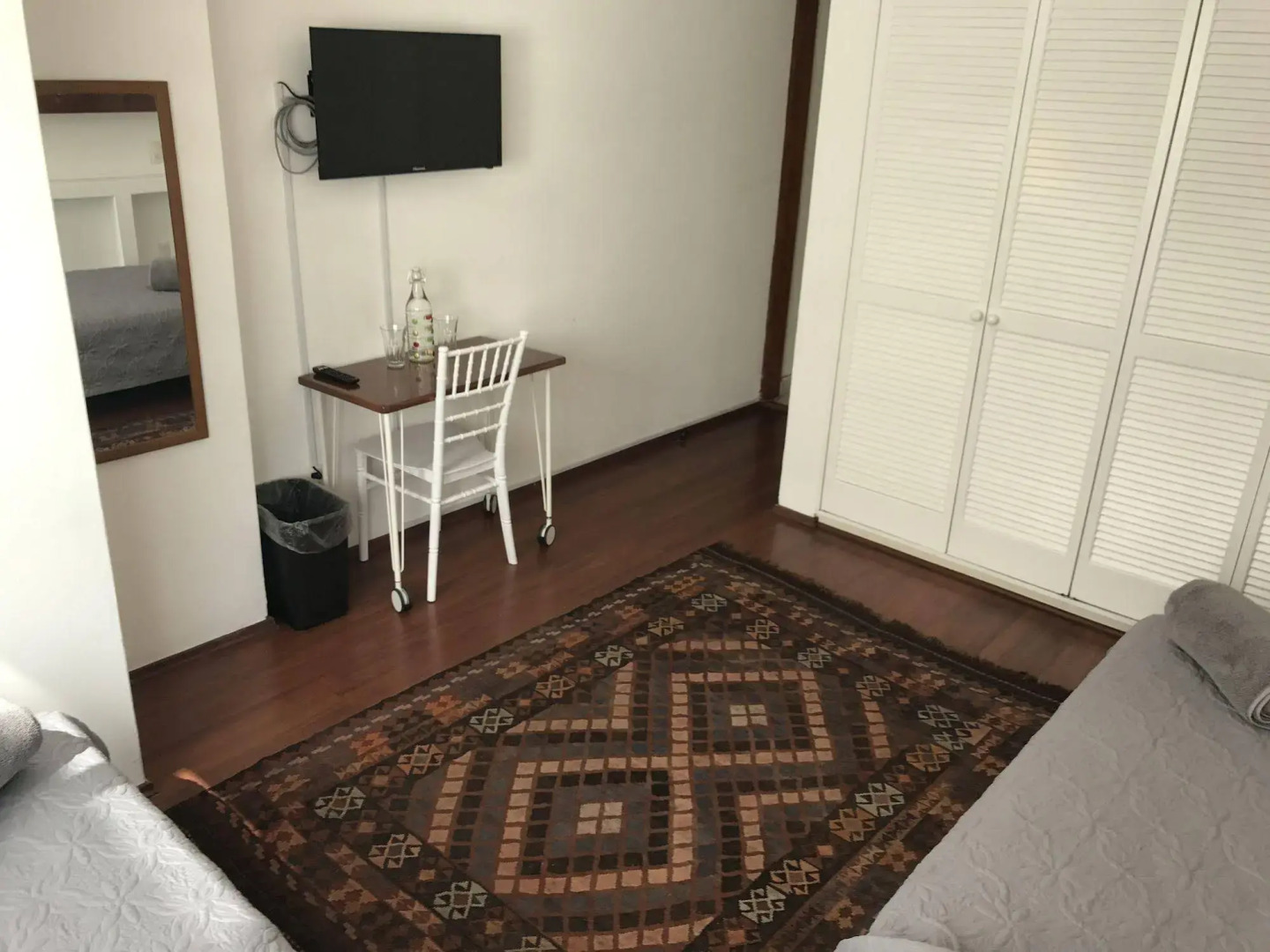 Shakespeare Apartment