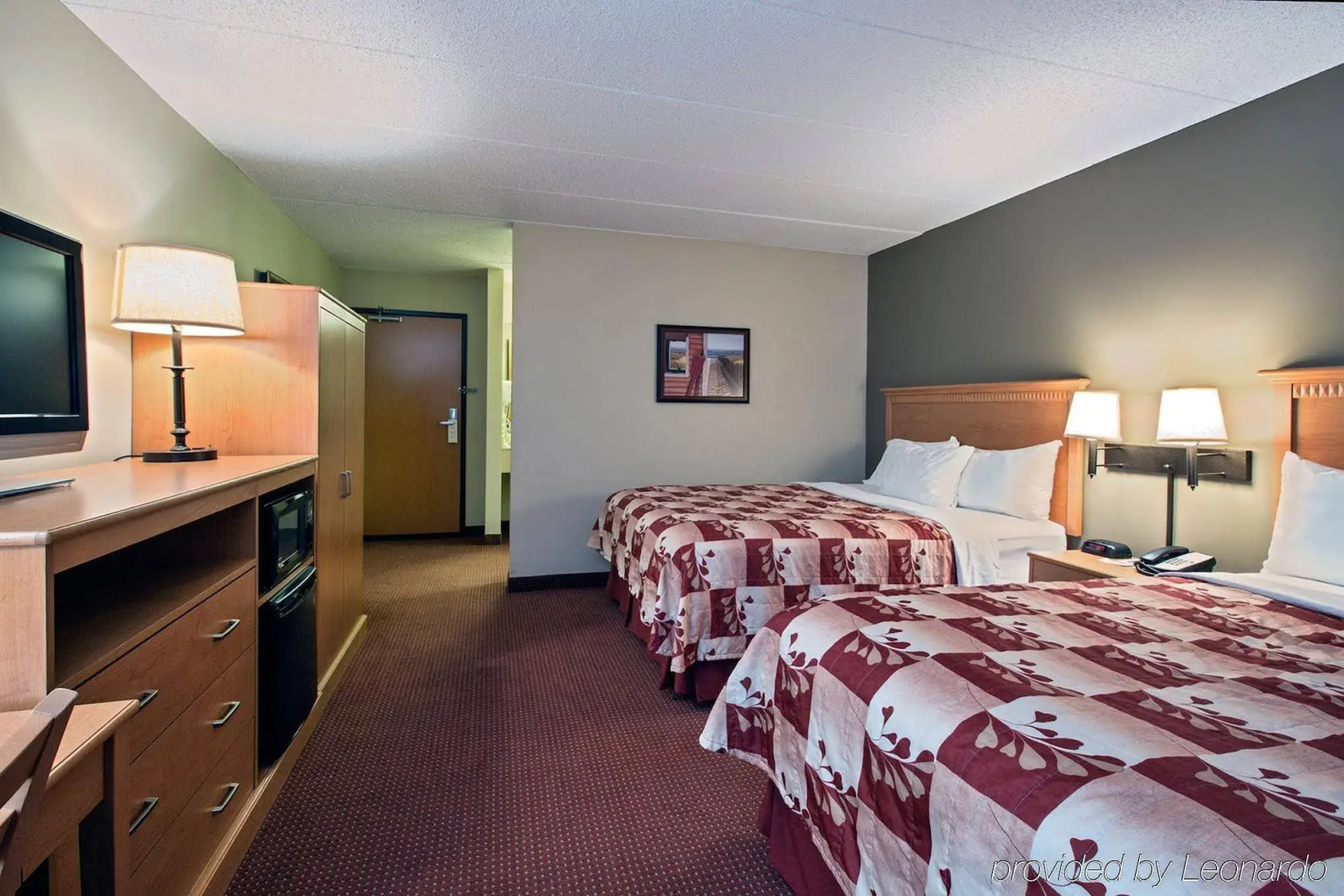 AmeriVu Inn & Suites - Waconia