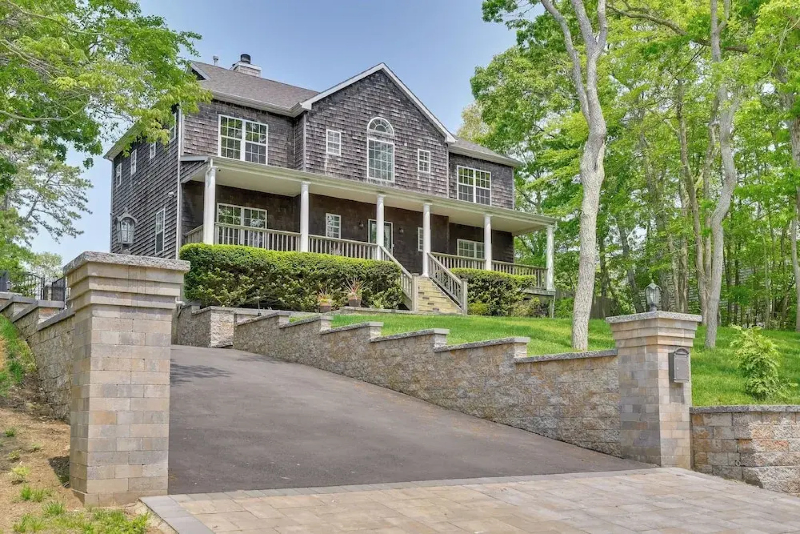 Pet-friendly Southampton Paradise With Pool!