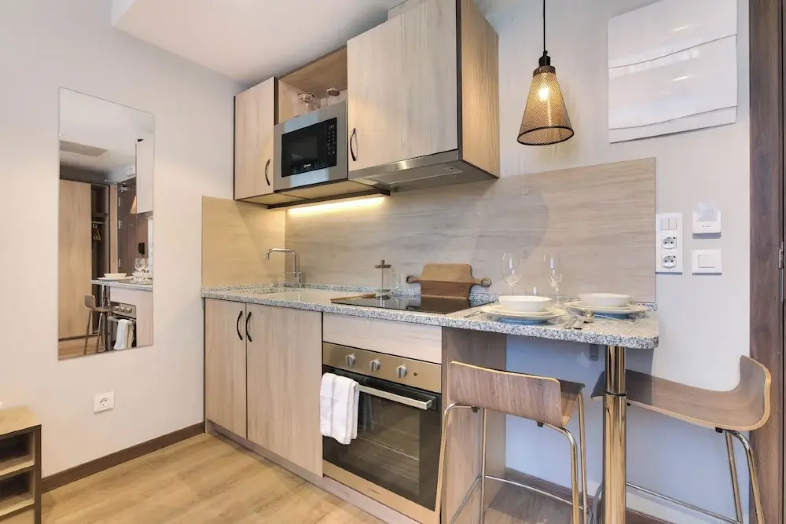 Livensa Living Pamplona Albergue Juvenil