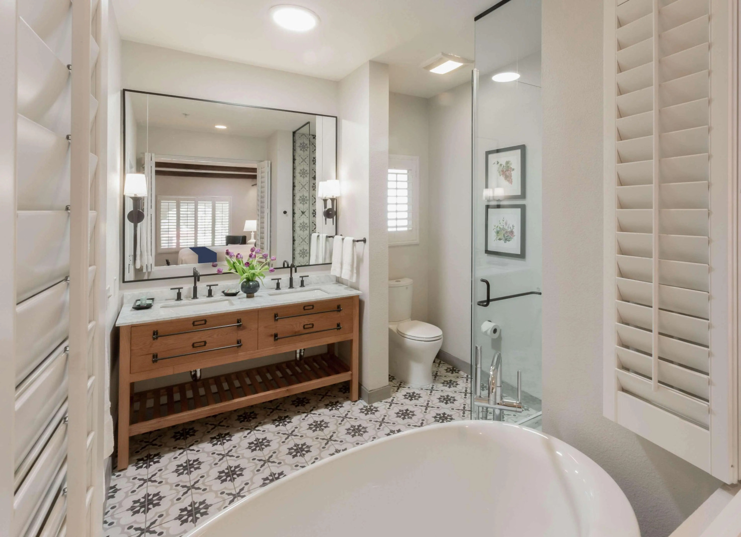 Dry Creek Inn MOD Collection by Sonesta