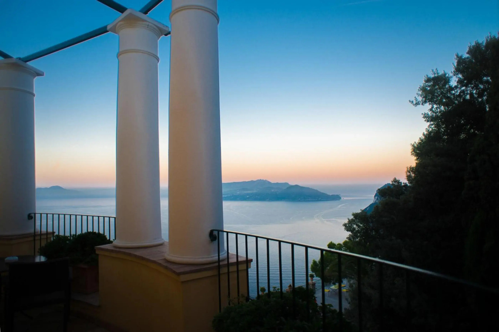 Caesar Augustus Hotel