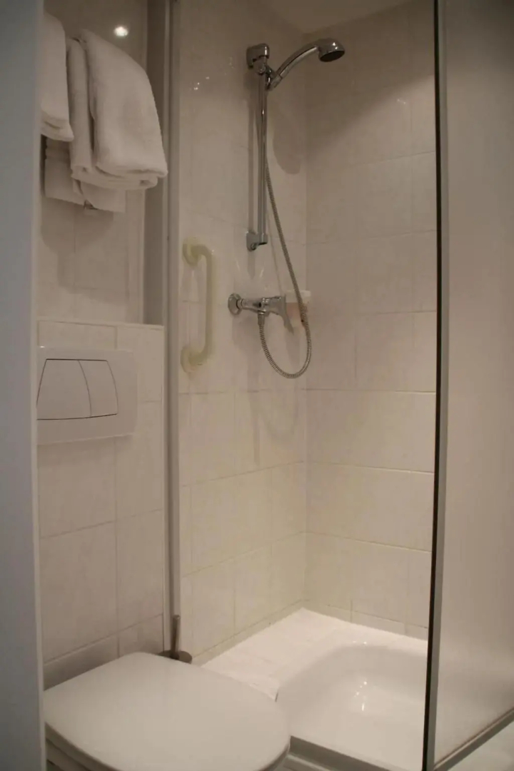 HOTEL RIESENJunior by Trip Inn