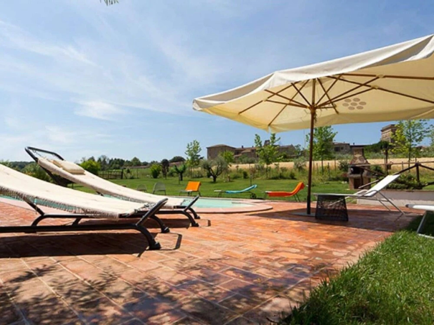 Luxurious Holiday Home in Marsciano With Swimming Pool