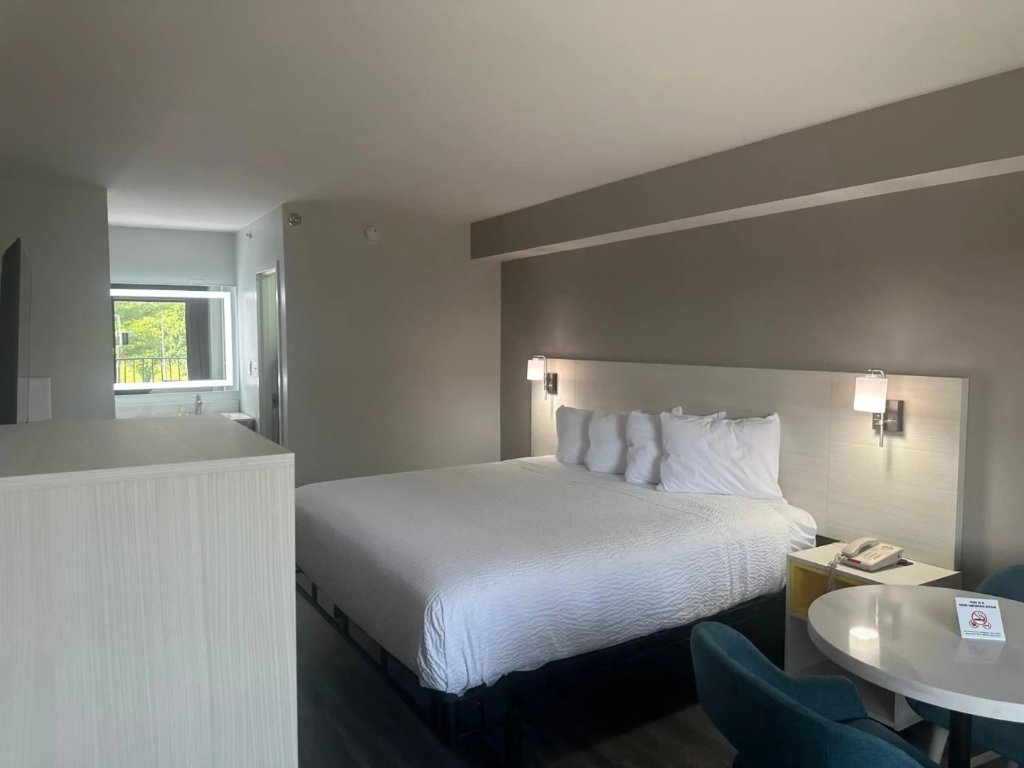 Days Inn by Wyndham Baltimore Northwest