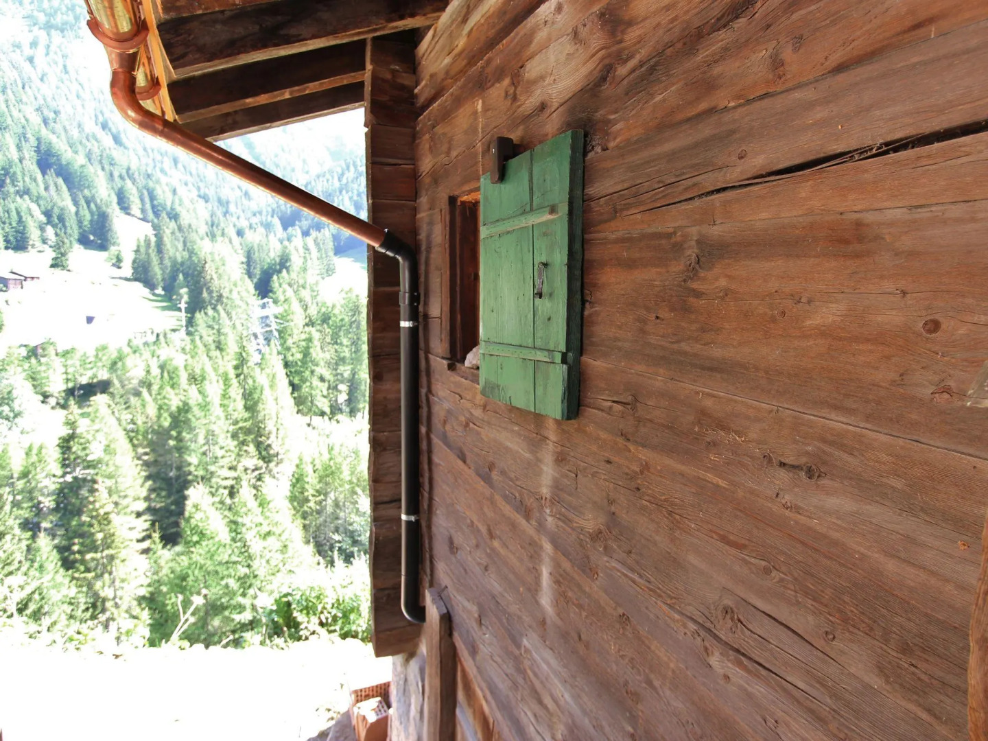 Mountain View Holiday Home in Binntal near Lengtal Deck