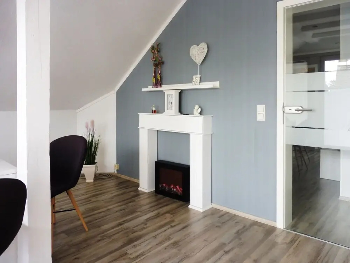 Lona Schieder-schwalenberg