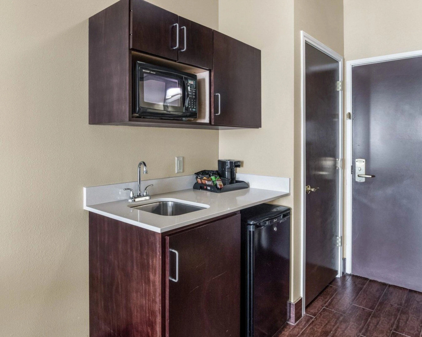 Comfort Suites Odessa near University