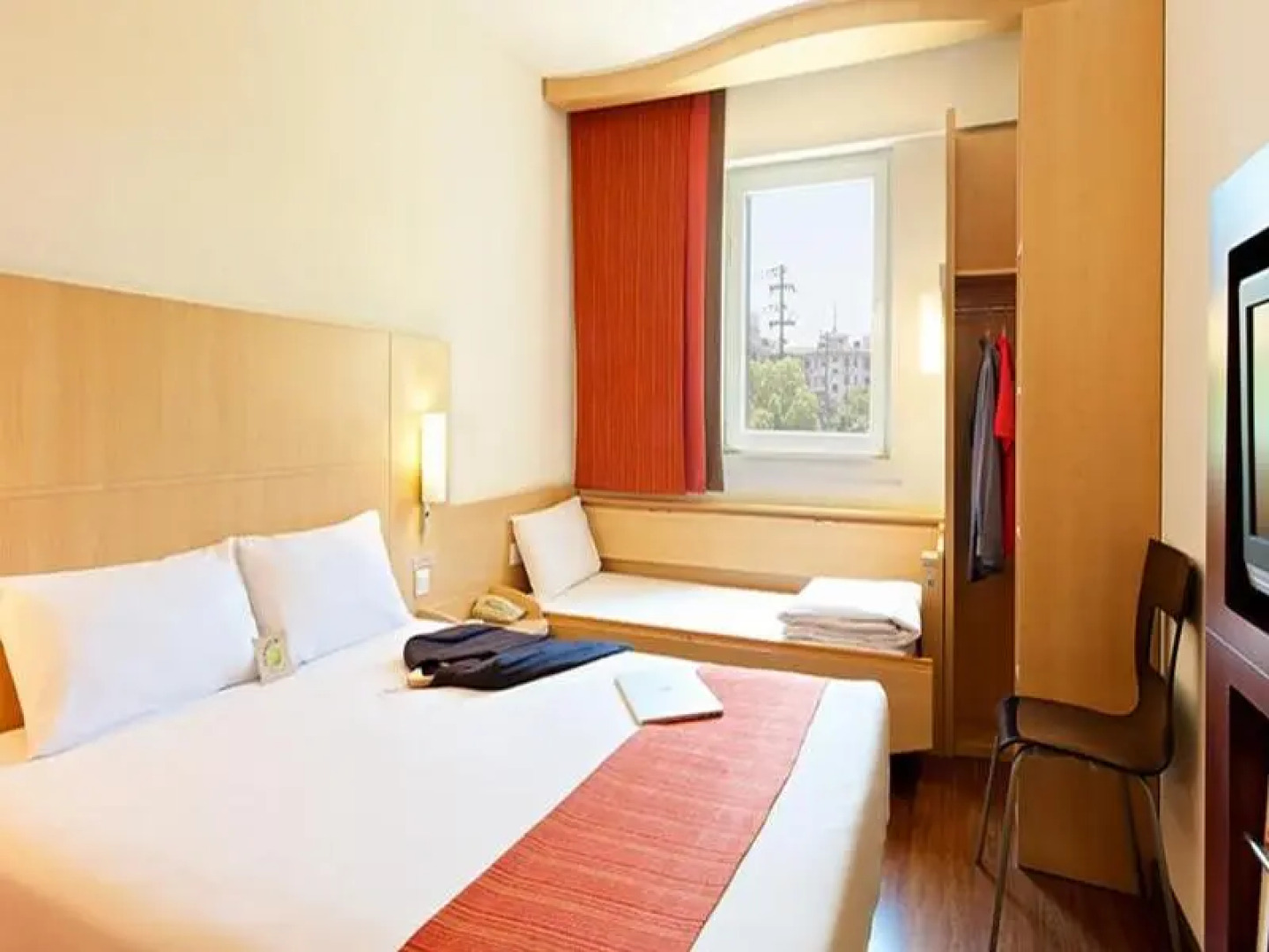 Ibis Styles Suzhou Amusement Park