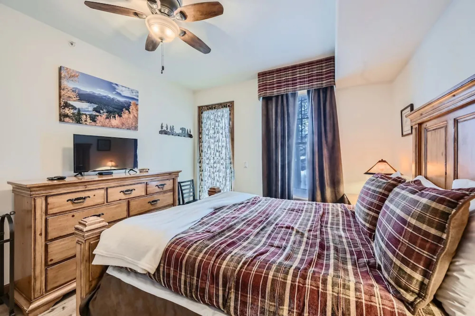 Highland Greens Lodge 210 1 Bedroom Condo by RedAwning