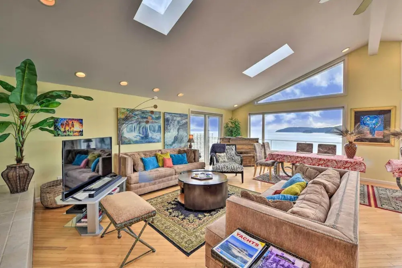 Anacortes Paradise Vacation Rental w/ Water Views!