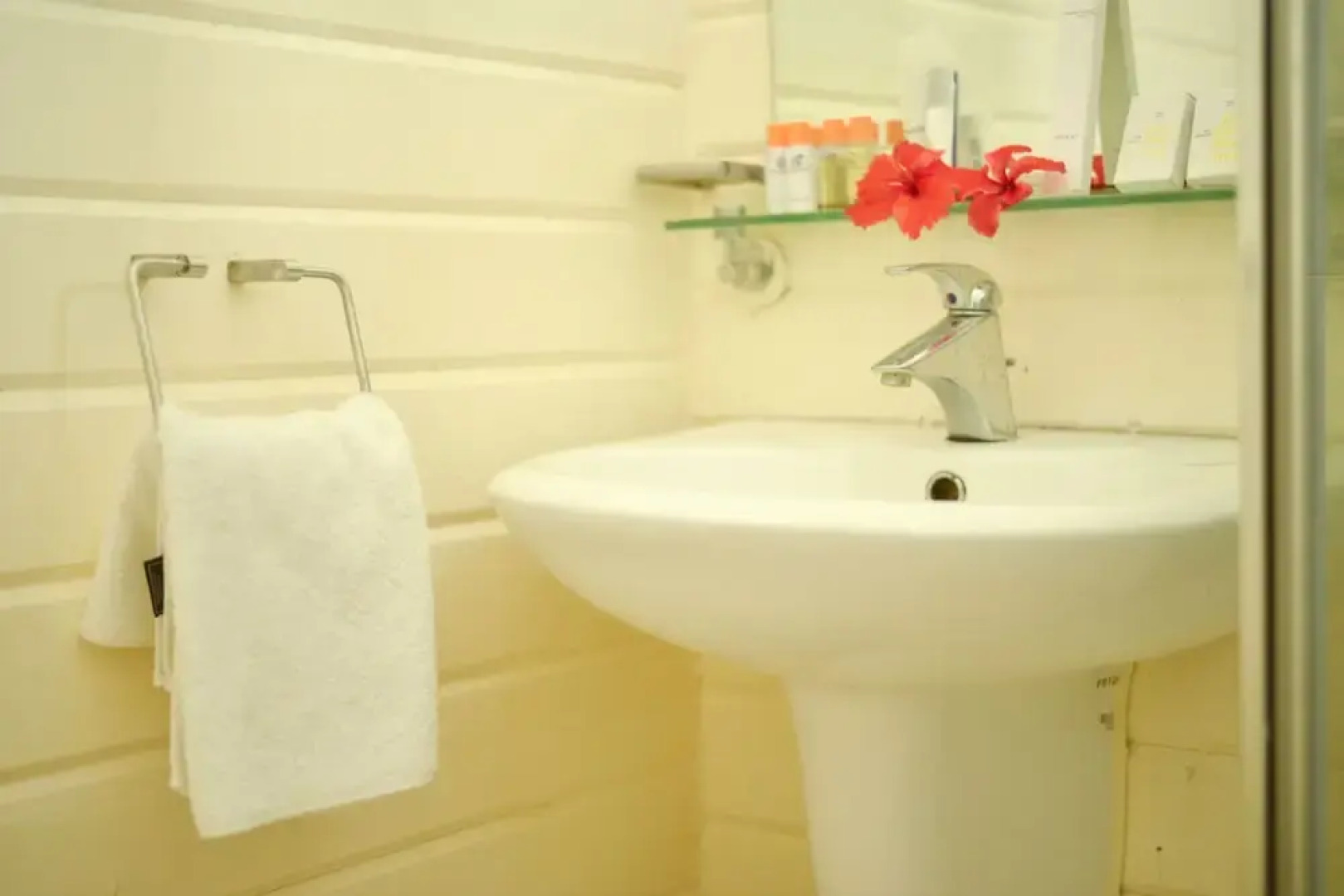 Itsandra Beach Hotel & Resort