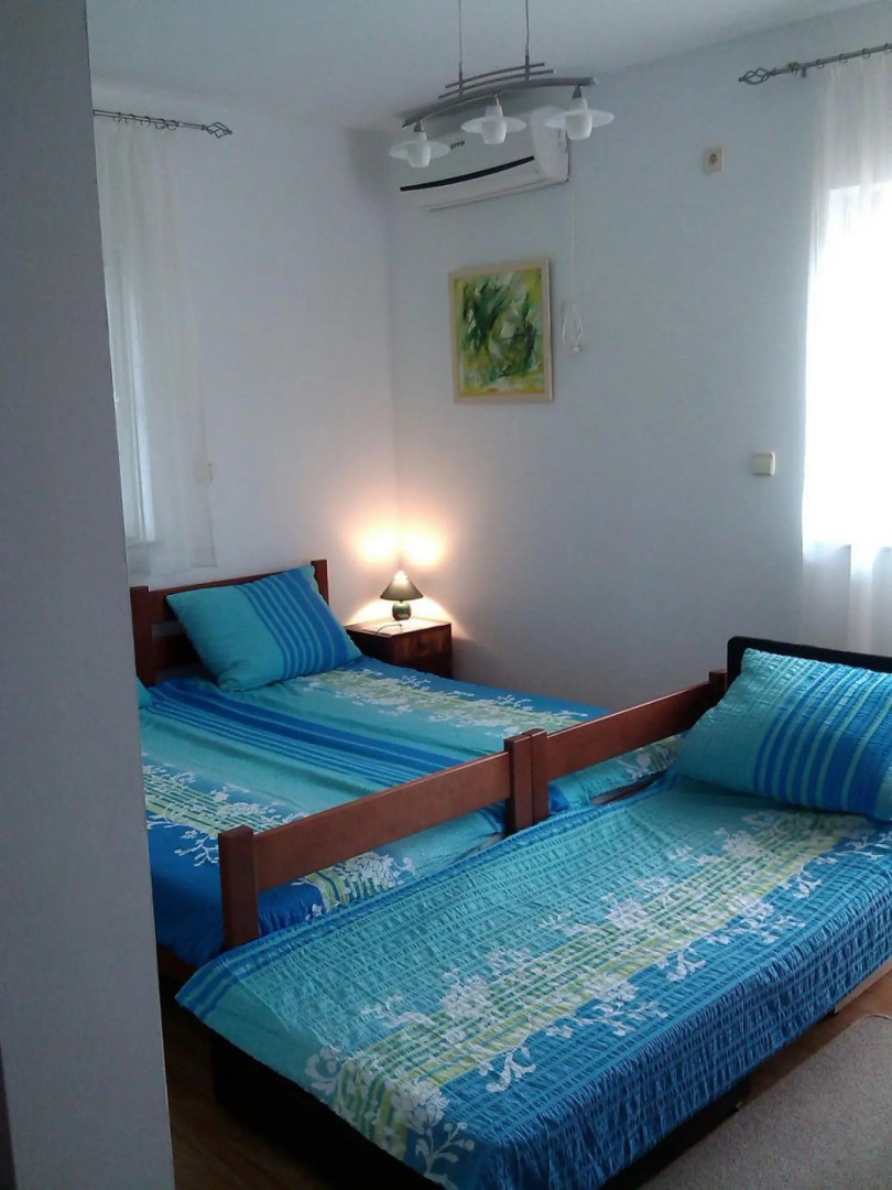 Antonija - jacuzzi and fitness - SA3(2+1)