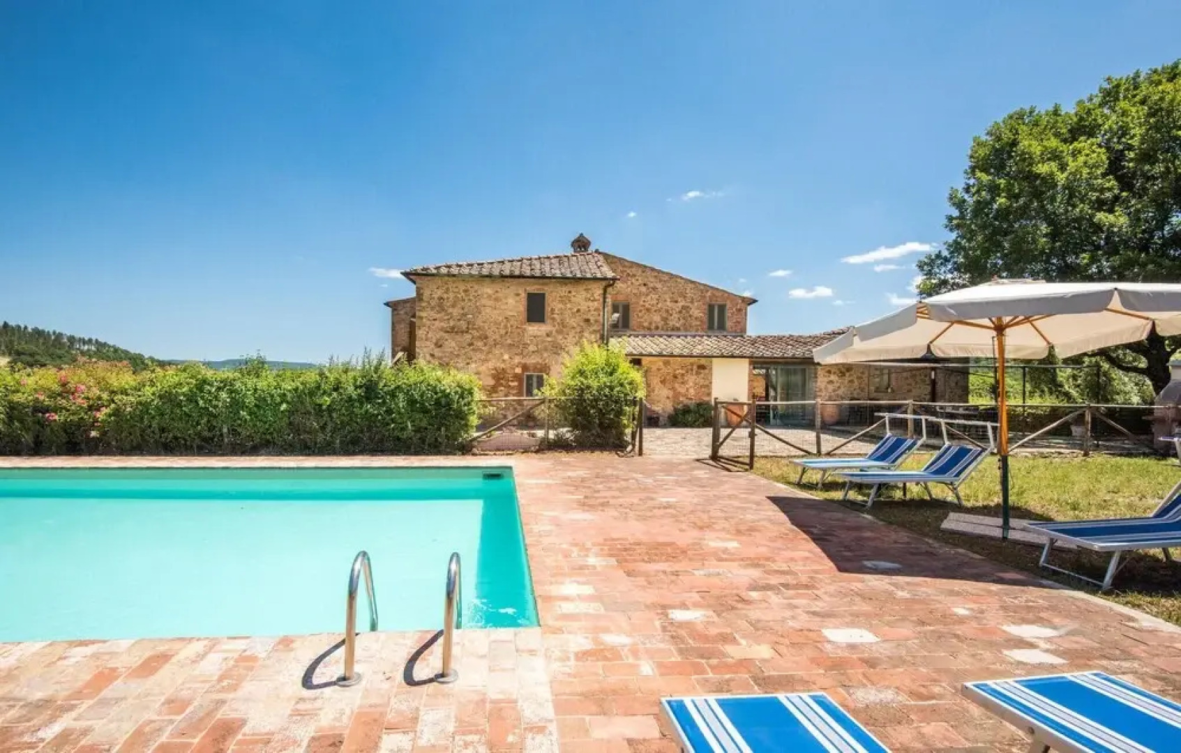 Awesome Home in Belforte - Radicondoli With 4 Bedrooms, Private Swimming Pool and Outdoor Swimming Pool