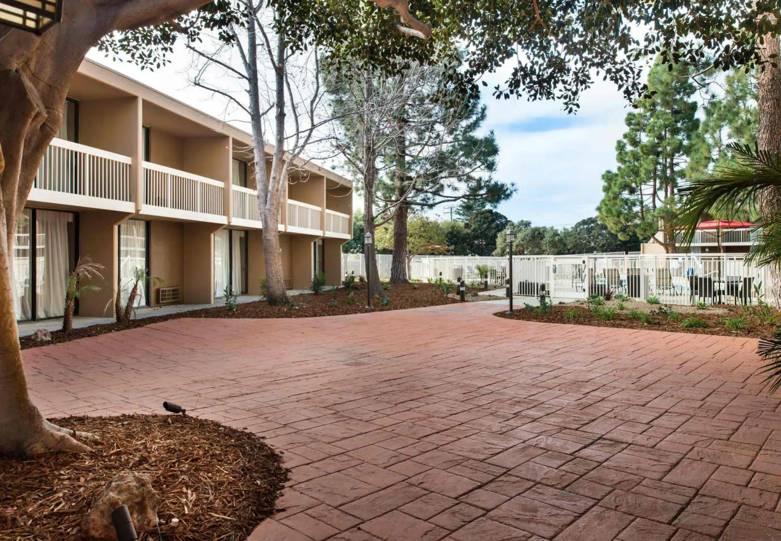 Holiday Inn Oxnard – Ventura by IHG